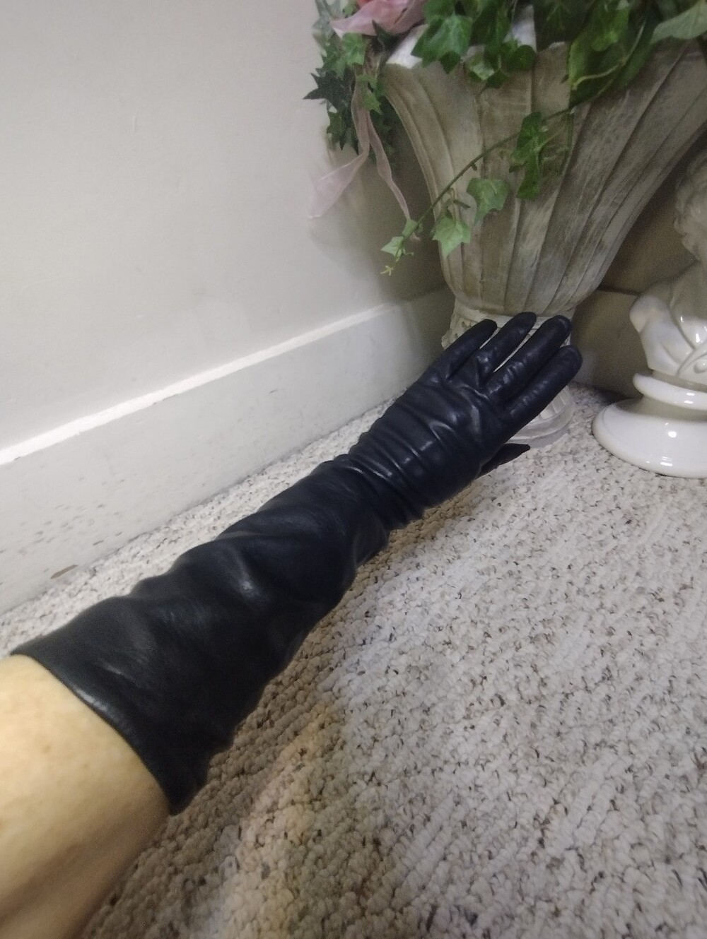 Vintage Women's Black Leather Opera Gloves Made In France